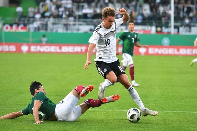 Luca WALDSCHMIDT GER Action Battle against Ulises CARDONA MEX Football U 21 Laender match Germany GER Mexico MEX at 07 09 2018 in Fuerth Sportpark Ronhof Thomas Sommer DFB REGULATIONS PROHIBIT ANY USE OF PHOTOGRAPH AS IMAGE SEQUENCES AND OR QUASI VIDEO
