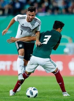 Fuerth Germany 07 09 2018 Friendly match U 21 Germany Mexico Marco Richter GER and Ismael Govea MEX in a duel DeFodi048