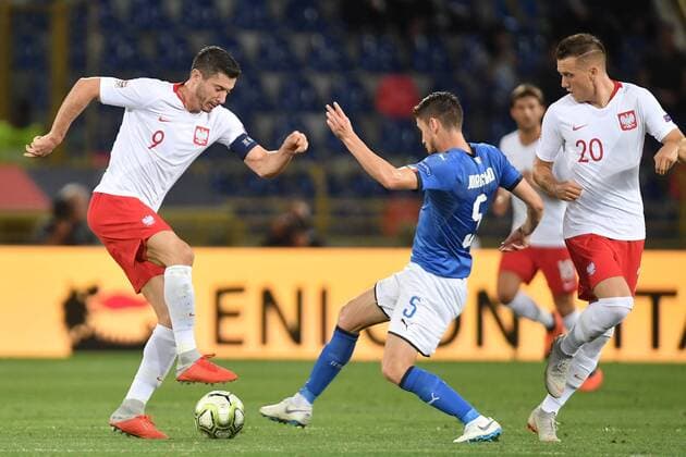 Fußball, Nations League, Italien - Polen Robert Lewandowski Poland, Jorginho Italy. Bologna 07-09-2018 Football Calcio Uefa Nations League Italia - Polonia Italy - Poland Foto Andrea Staccioli Insidefoto andreaxstaccioli