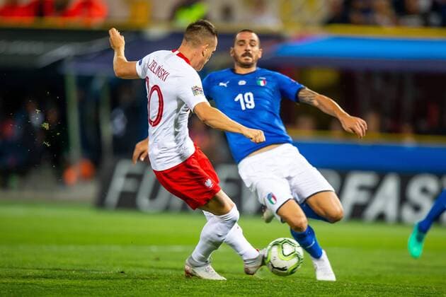 Fußball, Nations League, Italien - Polen 07.09.2018 BOLONIA, WLOCHY (BOLOGNA, ITALY) STADIO RENATO DALL ARA PILKA NOZNA (FOOTBALL) LIGA NARODOW UEFA (UEFA NATIONAL LEAGUE) MECZ WLOCHY - POLSKA ( GAME ITALY - POLAND ) NZ PIOTR ZIELINSKI LEONARDO BONUCCI FOTO LUKASZ SKWIOT CYFRASPORT NEWSPIX.PL --- Newspix.pl  20180907CSLS0031