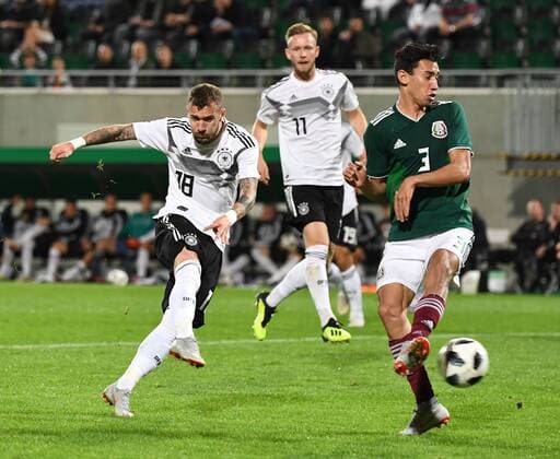 Soccer Men Season 2018 19 U 21 International Test in Fürth Germany Mexico v l Marcel Hartel U21 Germany Ismael Govea U21 Mexico 07 09 2018 Copyright: xMatthiasxKochx