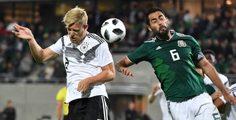 Soccer Men Season 2018 19 U 21 International Test in Fürth Germany Mexico v l Arne Maier U21 Germany Joaquin Esquivel U21 Mexico 07 09 2018 Copyright: xMatthiasxKochx