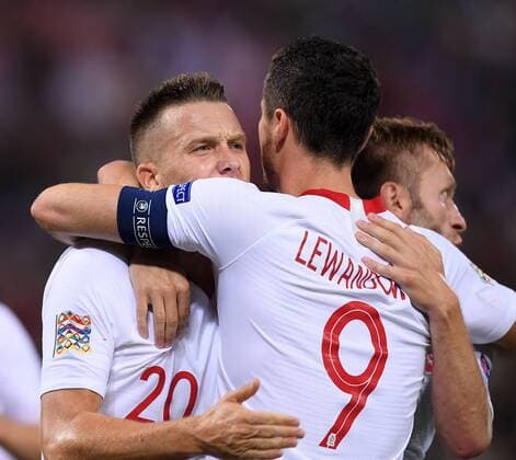 (180908) -- BOLOGNA, Sept. 8, 2018 -- Poland s Piotr Zielinski (L) celebrates with teammates during the UEFA Nations League soccer match between Italy and Poland at Dall Ara stadium in Bologna, Italy, Sept. 7, 2018. The match ended 1-1. ) (SP)ITALY-BOLOGNA-SOCCER-UEFA-NATIONS LAEGUE-ITALY VS POLAND AlbertoxLingria 