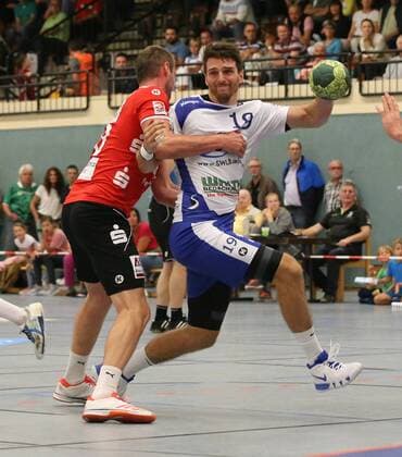 08 09 2018 Germany Kornwestheim Handball 3 Handball Liga Süd SV Kornwestheim vs TV Willstätt v 1 Radoslaw Jankowski TVW Christopher Tinti SVK