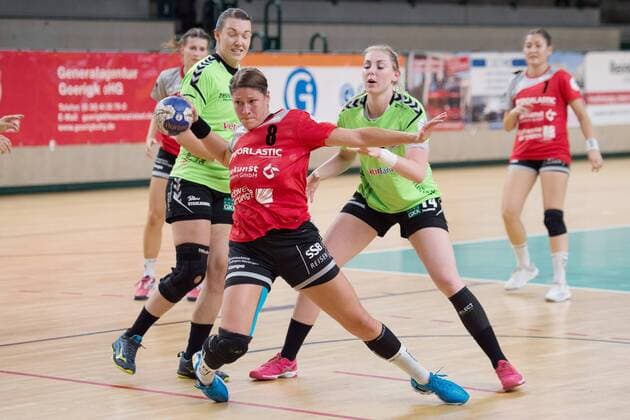 v l Simona Kolosove 2 Spreefuexxe Delia Cleve 8 Nuertingen Tina Wagonloader 14 Spreefuexxe 08 09 2018 Handball Women 2 Bundesliga Fuechse vs TG Nuertingen GER Berlin 08 09 2018 Spreefuexxe vs TG Nuertingen Women Handball 2 BL Fuxxbau Soemmeringhalle Berlin Copyright: xEIBNER UwexKochx EP_UKH