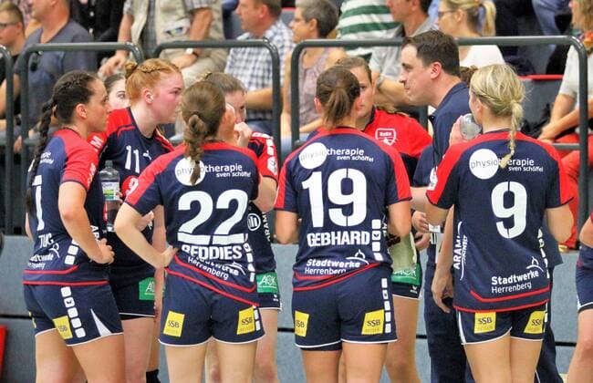 Time out at the game of Herrenberg in Buchholz GER HL Buchholz 08 Rosengarten SG H2Ku Herrenberg 2 League Women Handball Buchholz Copyright: xEIBNER Cebulokx EP_EER
