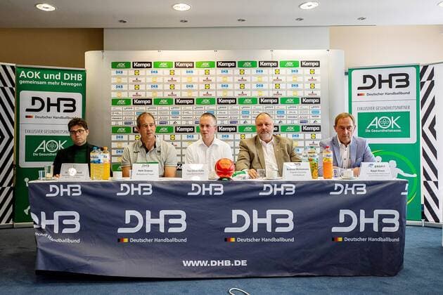 Dr Robert Reck City of Dessau Henk Groener coach women Oliver Kalle Head of Communications Andreas Michelmann Praesendet German Handball Federation Ralph Hirsch Anhalt Sport e V during the press conference on handball Womens game between Germany and Russia at the Radisson Blue Hotel on 10 September 2018 in Bauhaus city Dessau Saxony Anhalt Saxony Anhalt Germany Germany Eibner Hartmut Boesener HB LS F PK Germany Russia Copyright: xEIBNER HartmutxBoesenerx EP_HBR