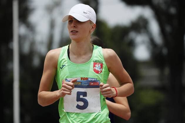 Lithuanian athlete Ieva Serapinaite competes in the women s pistol shooting and cross country event during the Modern pentathlon moderner Fünfkampf World Championships, in Mexico City, Mexico, 10 September 2018. Modern Pentathlon World Championships in Mexico !ACHTUNG: NUR REDAKTIONELLE NUTZUNG!  Copyright: xJosexMendezx MEX21 20180910-636722151653402583