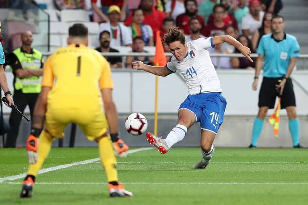 September 10, 2018 - Lisbon, Portugal - Italy s forward Federico Chiesa vies with Portugal s goalkeeper Rui Patricio during the UEFA Nations League A group 3 football match Portugal vs Italy at the Luz stadium in Lisbon, Portugal on September 10, 2018. Portugal v Italy - UEFA Nations League A  - ZUMAn230 20180910_zaa_n230_219 Copyright: xPedroxFiuzax