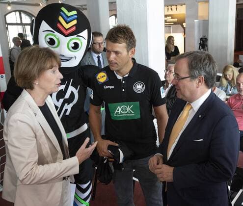 Press Conference Handball World Cup 2019 Sport and Olympic Museum Cologne Date 11 09 2018 Links Mayor Henriette Reker Mitte National coach Christian Prokop Right Prime Minister Armin Laschet