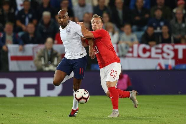 Fu?ball, Testspiel, England - Schweiz England v Switzerland International Friendly L?nderspiel Fabian Delph of England and Xherdan Shaqiri of Switzerland in action during the International Friendly match at the King Power Stadium, Leicester Content Not Available For UK Newspapers Copyright: xPaulxChestertonx FIL-12259-0026