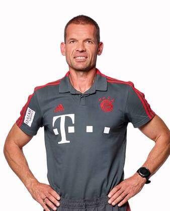 FOOTBALL 1 BUNDESLIGA SEASON 2018 2019 11 09 2018 Photo opportunity FC Bayern Muenchen Fitness trainer Dr Holger Broich Muenchen