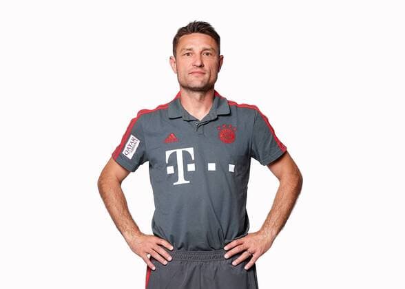 FOOTBALL 1 BUNDESLIGA SEASON 2018 2019 11 09 2018 Photo opportunity FC Bayern Muenchen Co Coach Robert Kovac Muenchen