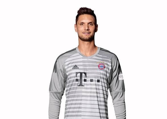 FOOTBALL 1 BUNDESLIGA SEASON 2018 2019 11 09 2018 Photo opportunity FC Bayern Muenchen Goalkeeper Sven Ulreich Muenchen