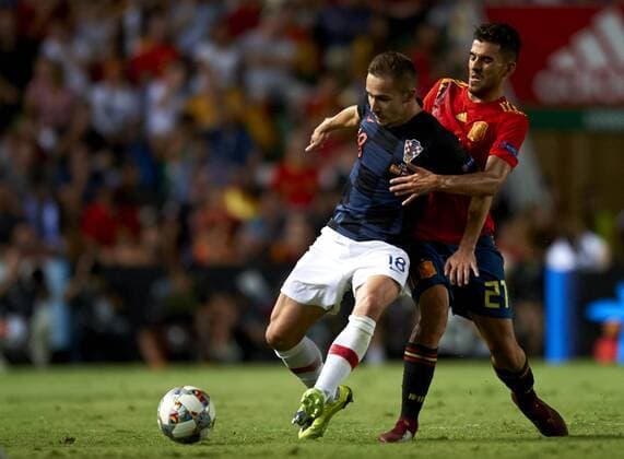 September 11, 2018 - Elche, Spain - Marko Rog of Croatia and Dani Ceballos of Spain battle for the ball during the UEFA Nations League football match between Spain and Croatia at Martinez Valero Stadium in Elche, Spain on September 8, 2018. Spain v Croatia - UEFA Nations League A  - ZUMAn230 20180911_zaa_n230_616 Copyright: xJosexBretonx