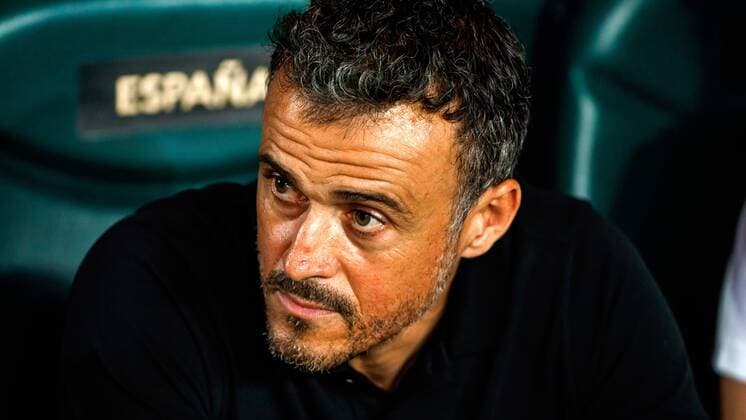 Elche Spain 11 09 2018 UEFA Nations League Spain Croatia Coach Luis Enrique ESP is watching DeFodi523