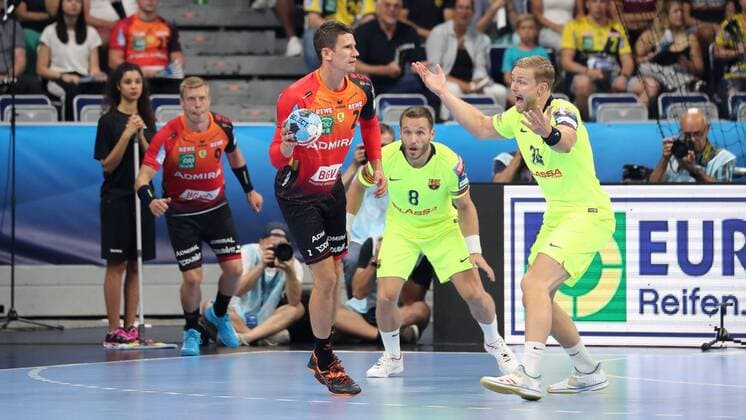 Andre Schmid Andy Schmid RNL 2 Victor Tomas Gonzalez Barca 8 Aron Palmarsson Barca 34 Action Action Game scene Handball Champions League Rhein Neckar Löwen Barca Lassa xozx
