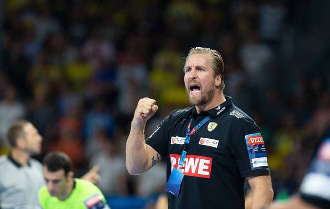 Germany Baden Württemberg Mannheim 12 09 2018 Handball Velux EHF Champions League Men Season 2018 2019 Rhein Neckar Löwen orange ESP Barcelona Lassa neongelb v Oliver Roggisch Rhein Neckar Löwen Sport Rhein Neckar Löwen ESP Barca Lassa