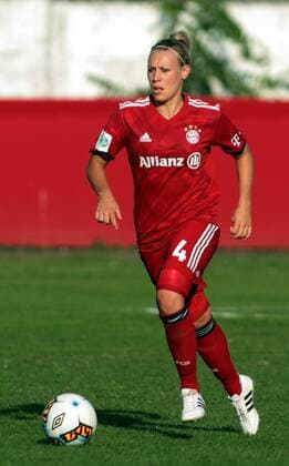 12.09.2018 Subotica(Serbia) ZFK Spartak Subotica-FC Bayern München UEFA women s football champions league round of 32 Kristin Demann FC Bayern München : 
