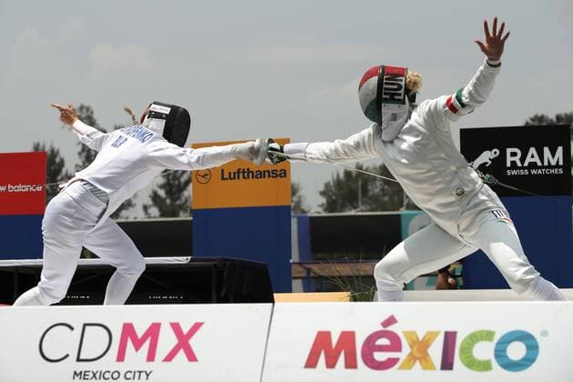 Hungarian Sarolta Kovacs (R) and Belorussian Anastasiya Prokopenko participate in the women s fencing final during the Modern pentathlon moderner Fünfkampf World Championships, in Mexico City, Mexico, 12 September 2018. Modern Pentathlon World Championships in Mexico City !ACHTUNG: NUR REDAKTIONELLE NUTZUNG!  Copyright: xJosexMendezx MEX13 20180912-636723898207899622