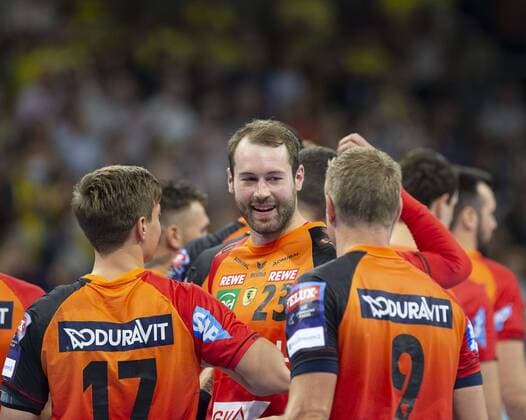 Germany Baden-Württemberg Mannheim 12 09 2018 Handball Velux EHF Champions League Mens Season 2018 2019 Rhein Neckar Löwen orange ESP Barcelona Lassa neongelb v Jerry Tollbring Rhein Neckar Löwen Steffen Fäth Rhein Neckar Löwen Gudjon Valur Sigurdsson Rhine Neckar Löwen Sport Rhein Neckar Löwen ESP Barca Lassa