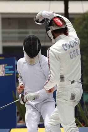 French Valentin Belaud (L) and British James Cooke particpate in the individual men s fencing final during the World Modern pentathlon moderner Fünfkampf Championships, in Mexico City, Mexico, 13 September 2018. World Modern Pentathlon Championships in Mexico !ACHTUNG: NUR REDAKTIONELLE NUTZUNG!  Copyright: xJosexMendezx MEX15 20180913-636724743564313615