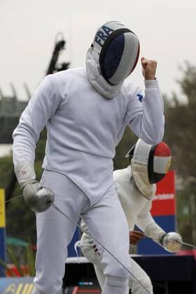 French Valentin Prades (L) and Egyptian Ahmed Hamed particpate in the individual men s fencing final during the World Modern pentathlon moderner Fünfkampf Championships, in Mexico City, Mexico, 13 September 2018. World Modern Pentathlon Championships in Mexico !ACHTUNG: NUR REDAKTIONELLE NUTZUNG!  Copyright: xJosexMendezx MEX18 20180913-636724744788219830