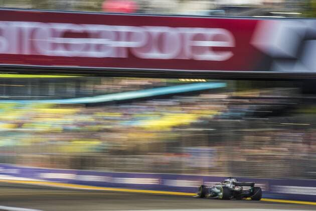Motorsports: FIA Formula One World Championship WM Weltmeisterschaft 2018, Grand Prix of Singapore, 44 Lewis Hamilton (GBR, Mercedes AMG Petronas Motorsport), Singapore Singapore