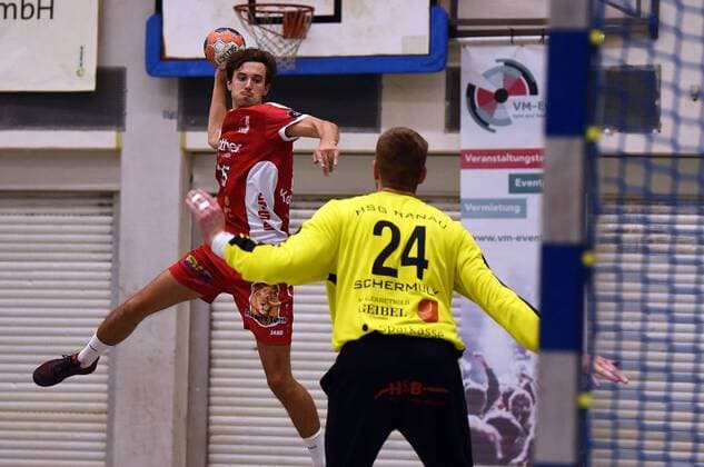 14 09 2018 xpsx Handball 3 Liga HSG Hanau HSG Rodgau Nieder Roden v l Philippe Kohlstrung Rodgau Sebastian Schermuly Hanau Hanau Hessen Germany DEU