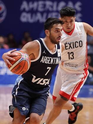 Argentinian Facundo Campazzo (L) in action against Mexican Orlando Mendez (R) during a qualifying game for the Chinese Basketball World Cup 2019, in Mexico City, Mexico, 14 September 2018. MEXICO - ARGENTINA !ACHTUNG: NUR REDAKTIONELLE NUTZUNG!  Copyright: xJoséxMéndezx MEX02 20180915-636725836100685299