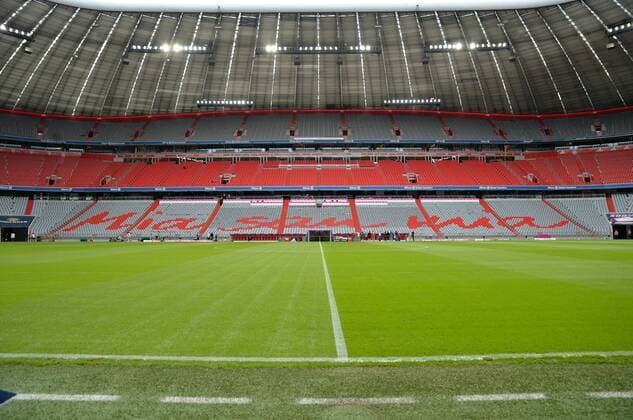 15 09 2018 xemx Football 1 Bundesliga Bayern Muenchen Bayer 04 Leverkusen emporer Allianz Arena DFL DFB REGULATIONS PROHIBIT ANY USE OF PHOTOGRAPHS as IMAGE SEQUENCES and or QUASI VIDEO Munich