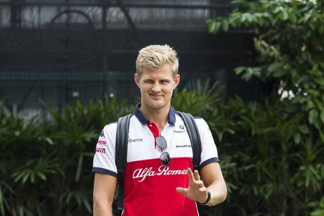 15th September 2018, Marina Bay Street Circuit, Singapore; Formula One Grand Prix of Singapore, Qualification; Alfa Romeo Sauber driver Marcus Ericsson  ActionPlus12062378 StephenxBlackberry