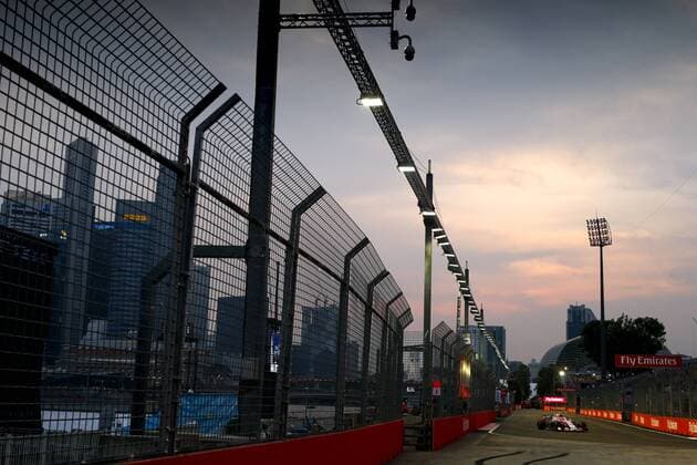 Motorsports: FIA Formula One World Championship WM Weltmeisterschaft 2018, Grand Prix of Singapore, 31 Esteban Ocon (FRA, Racing Point Force India F1 Team), Singapore Singapore