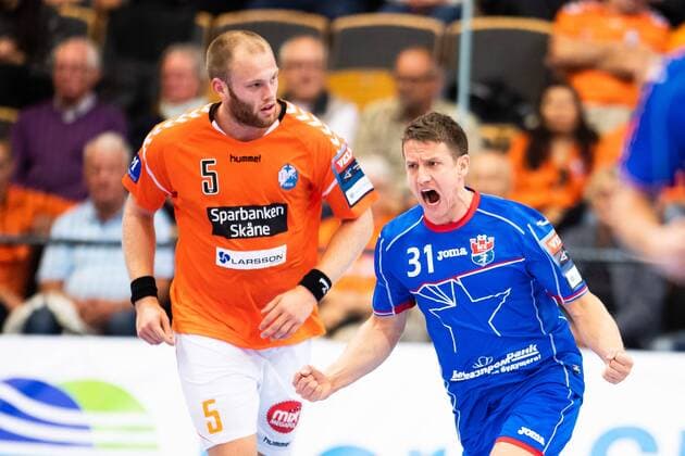 180915 Meshkov Simon Razgor commends the Champions League match between Kristianstad and Meshkov Brest on September 15, 2018 in Kristianstad  Copyright: AvdoxBilkanovic BB180915AB010