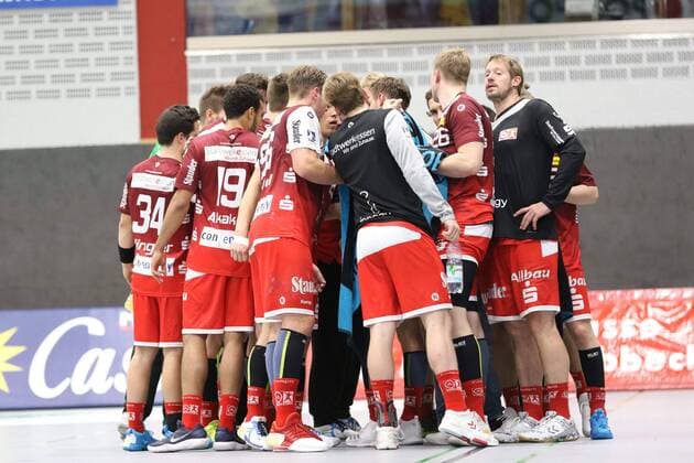 Timeout TUSEM Essen TuS N Luebbecke vs. TUSEM Essen Handball 2 Bundesliga 15 09 2018 TuS N Luebbecke vs. TUSEM Essen Handball 2 Bundesliga 15 09 2018 Luebbecke Copyright: xEIBNER JanxStrohdiekx EP_JSK