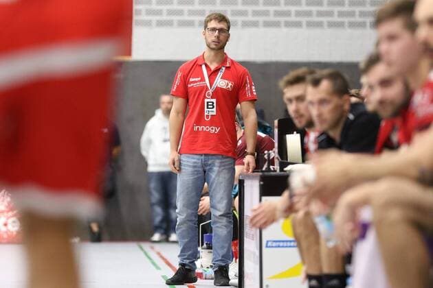 Jaron Siewert Coach TUSEM Essen TuS N Luebbecke vs. TUSEM Essen Handball 2 Bundesliga 15 09 2018 TuS N Luebbecke vs. TUSEM Essen Handball 2 Bundesliga 15 09 2018 Luebbecke Copyright: xEIBNER JanxStrohdiekx EP_JSK