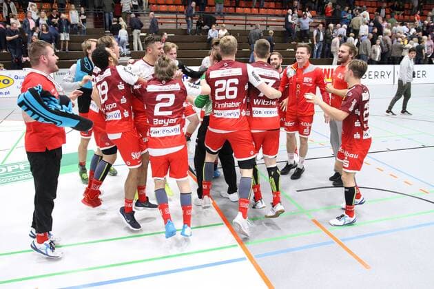 Siegesjubel at TUSEM Essen TuS N Luebbecke vs. TUSEM Essen Handball 2 Bundesliga 15 09 2018 TuS N Luebbecke vs. TUSEM Essen Handball 2 Bundesliga 15 09 2018 Luebbecke Copyright: xEIBNER JanxStrohdiekx EP_JSK