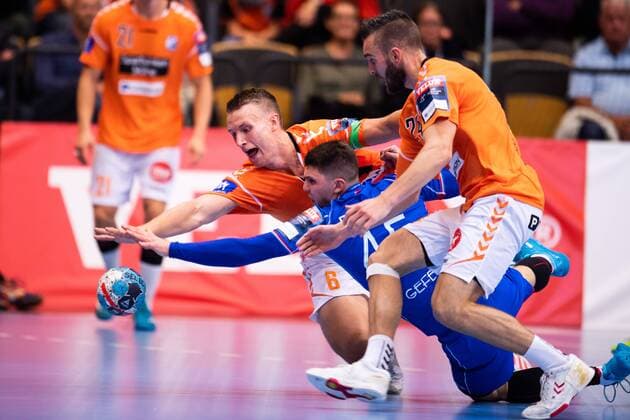 180915 Kristianstads Philip Henningsson and Meshkov Darko Djukic during the Champions League match between Kristianstad and Meshkov Brest on September 15, 2018 in Kristianstad  Copyright: AvdoxBilkanovic BB180915AB076