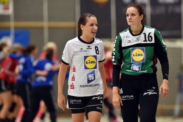disappointed frustrated Emotion at Svenja Kaufmann L and Nicole Roth goalkeeper Neckarsulmer Sport Union Handball 1 Bundesliga Women HSG Bad Wildungen Vipers vs Neckarsulmer Sport Union 15 09 2018 Handball 1 Bundesliga Women HSG Bad Wildungen Vipers vs Neckarsulmer Sport Union 15 09 2018 Bad Wildungen Copyright: xEIBNER RolandxSippelx EP_RSL