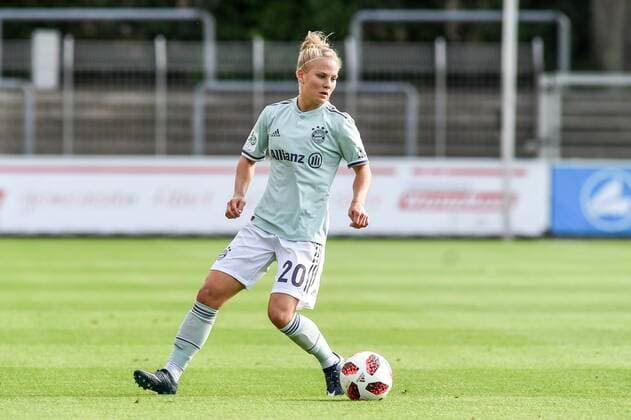 Leonie Maier FCB 20 Cut Out Full Body Single Action Action Football Alliance Women Bundesliga Bayer 04 Leverkusen Bayern Munich DFB REGULATIONS PROHIBIT ANY USE OF PHOTOGRAPH AS IMAGE SEQUENCES AND OR QUASI VIDEO xmhx