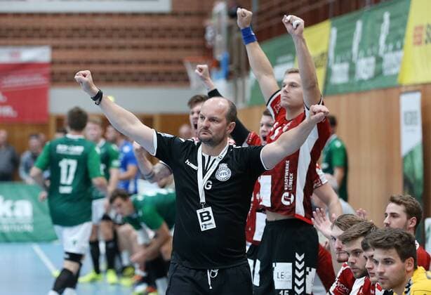 Coach Torge Greve VfL Lübeck Schwartau cheering DKB 2 Handball Bundesliga DJK Rimpar Wolves VfL Lübeck Schwartau xfsx
