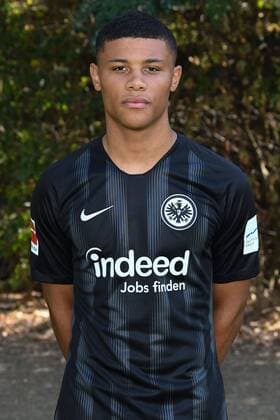 17 09 2018 xjhx Football 1 Bundesliga Eintracht Frankfurt Photo Call 2018 19 1 BL Portrait Date 2018 2019 emspor v l DFL DFB REGULATIONS PROHIBIT ANY USE OF PHOTOGRAPHS as IMAGE SEQUENCES and or QUASI VIDEO Frankfurt am Main