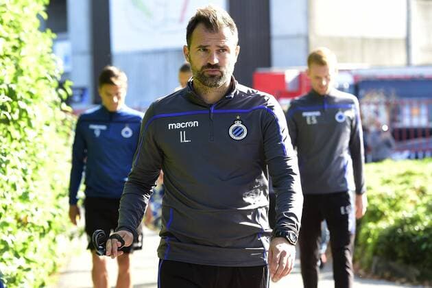 Ivan Leko head coach of Club Brugge playing with chronometer before a training session prior to the UEFA Champions League Group A stage match between Club Brugge and Borussia Dortmund at the Jan Breydel stadium on September 17, 2018 in Brugge, Belgium , 17 09 2018 ( Photo by Nico Vereecken Photonews FOOTBALL : Club Bruges - Ligue des Champions - 17 09 2018 PhotoNews Panoramic 