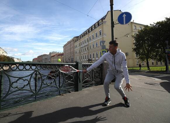 Tennis. XXIII INTERNATIONAL TENNIS TOURNAMENT Petersburg Open 2018. The first seeded Dominic Tim (Austria) and the 1st Russian racquet Karen Khachanov went on a water excursion along the rivers and canals of St. Petersburg on Tuesday, September 18. 