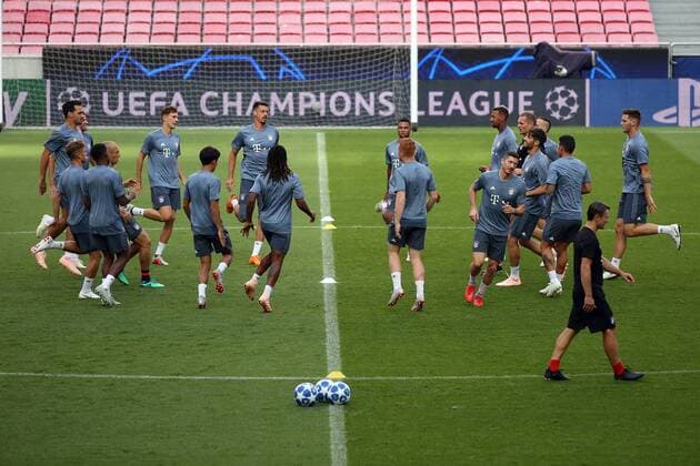 September 18, 2018 - Lisbon, Portugal - Bayern s team players attend a training session on the eve of the UEFA Champions League Group E football match SL Benfica vs Bayern Munich at the Luz stadium in Lisbon, Portugal on September 18, 2018. UEFA Champions League Group E - Bayern Munich s press conference PK Pressekonferenz and training session - ZUMAf123 20180918_zap_f123_011 Copyright: xPedroxFiuzax