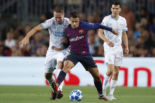 (l-r) Luuk de Jong of PSV, Philippe Coutinho of FC Barcelona Barca during the UEFA Champions League group B match between FC Barcelona and PSV Eindhoven at the Camp Nou stadium on September 18, 2018 in Barcelona, Spain. UEFA Champions League 2018 2019 xVIxVIxImagesx xMauricexvanxSteenxIVx 12162724