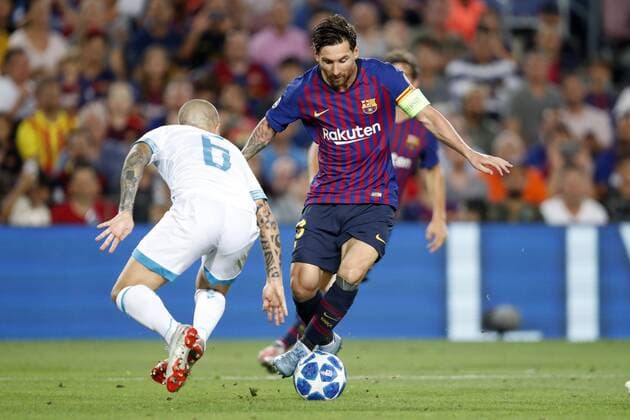 (l-r) Angelino of PSV, Lionel Messi of FC Barcelona Barca during the UEFA Champions League group B match between FC Barcelona and PSV Eindhoven at the Camp Nou stadium on September 18, 2018 in Barcelona, Spain. UEFA Champions League 2018 2019 xVIxVIxImagesx xMauricexvanxSteenxIVx 12162866