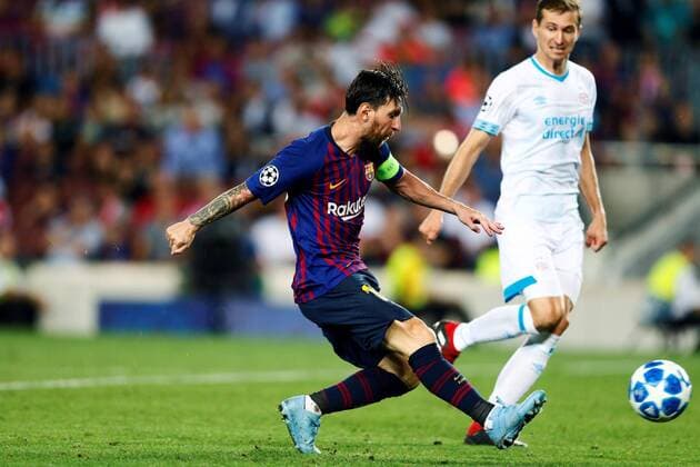 FC Barcelona Barca s Lionel Messi (L) during the first UEFA Champions League group B match between FC Barcelona and PSV Eindhoven, at the Camp Nou stadium, in Barcelona, Catalonia, Spain, 18 September 2018. FC Barcelona vs. PSV Eindhoven !ACHTUNG: NUR REDAKTIONELLE NUTZUNG!  Copyright: xAlejandroxGarciax BCN25 20180918-636729009820137142
