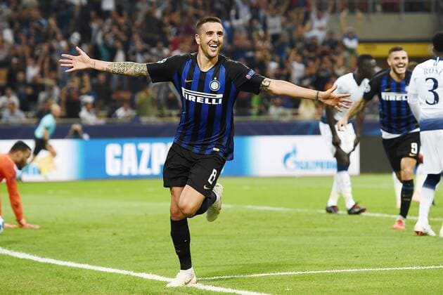 Fußball, CL, Inter Mailand - Tottenham Hotspur Db Milano 18 09 2018 - Champions League Inter-Tottenham foto Daniele Buffa Image nella foto: esultanza gol Matias Vecino 
