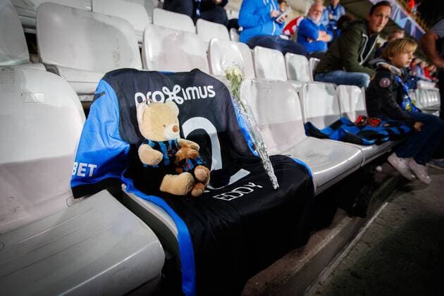 Sport Bilder des Tages Illustration picture shows a seat with a teddy bear and a white rose, in the stands of the Club Brugge supporters, during a game between Belgian soccer team Club Brugge KV and German club Borussia Dortmund, in Brugge, Tuesday 18 September 2018, day one of the UEFA Champions League, in group A. KURTxDESPLENTER  x05428678x